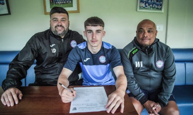 ACADEMY STUDENT SIGNS FIRST TEAM PAPERS