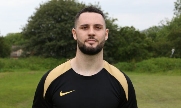 HOYLE SIGNS FOR RAMMY