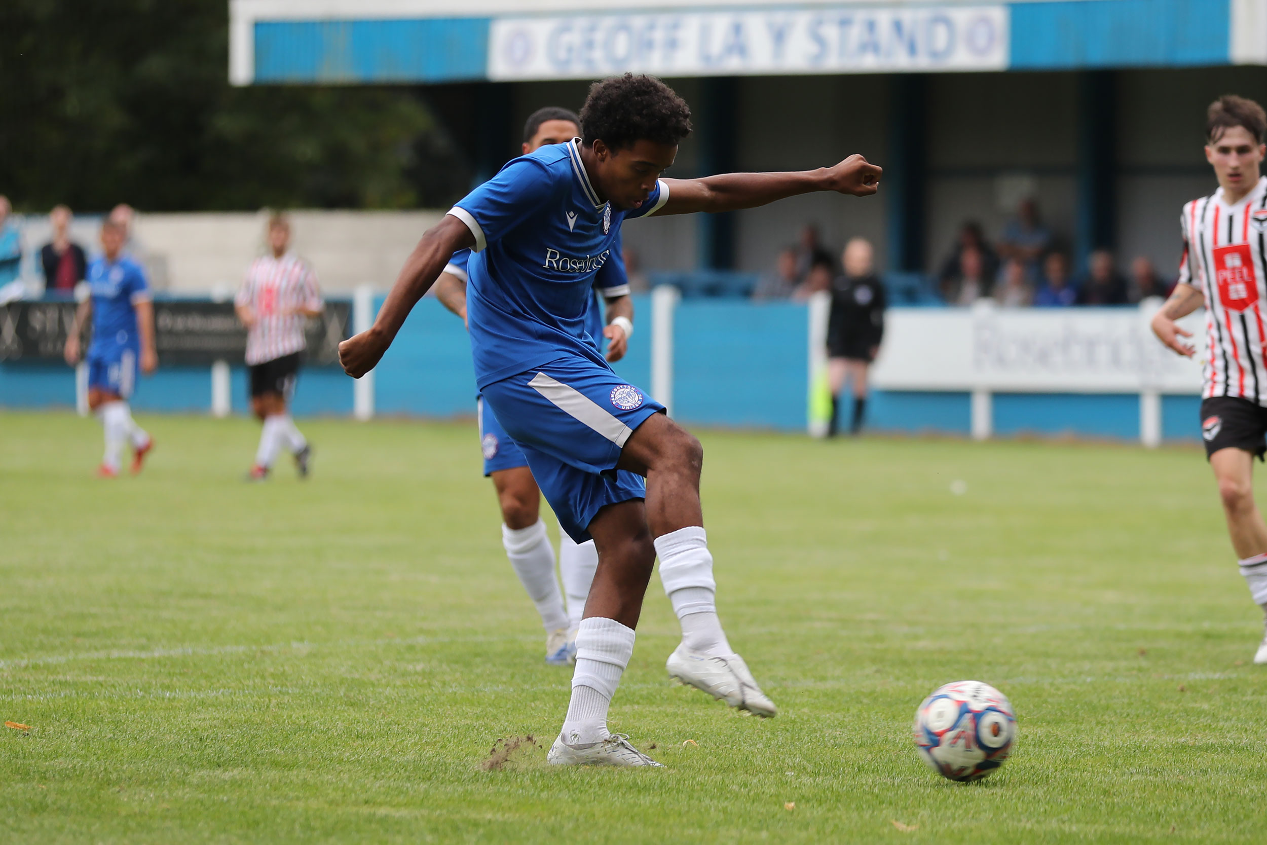 Lucas Braganca v FC Isle of Man