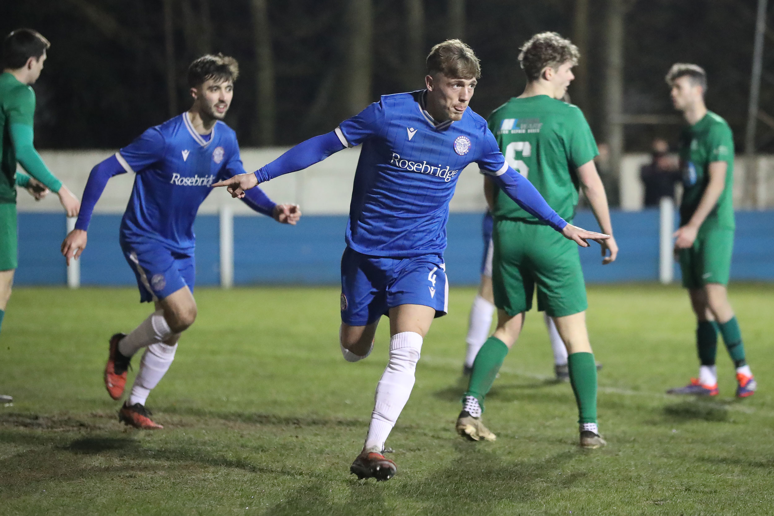 Maine Walder v Pilkington